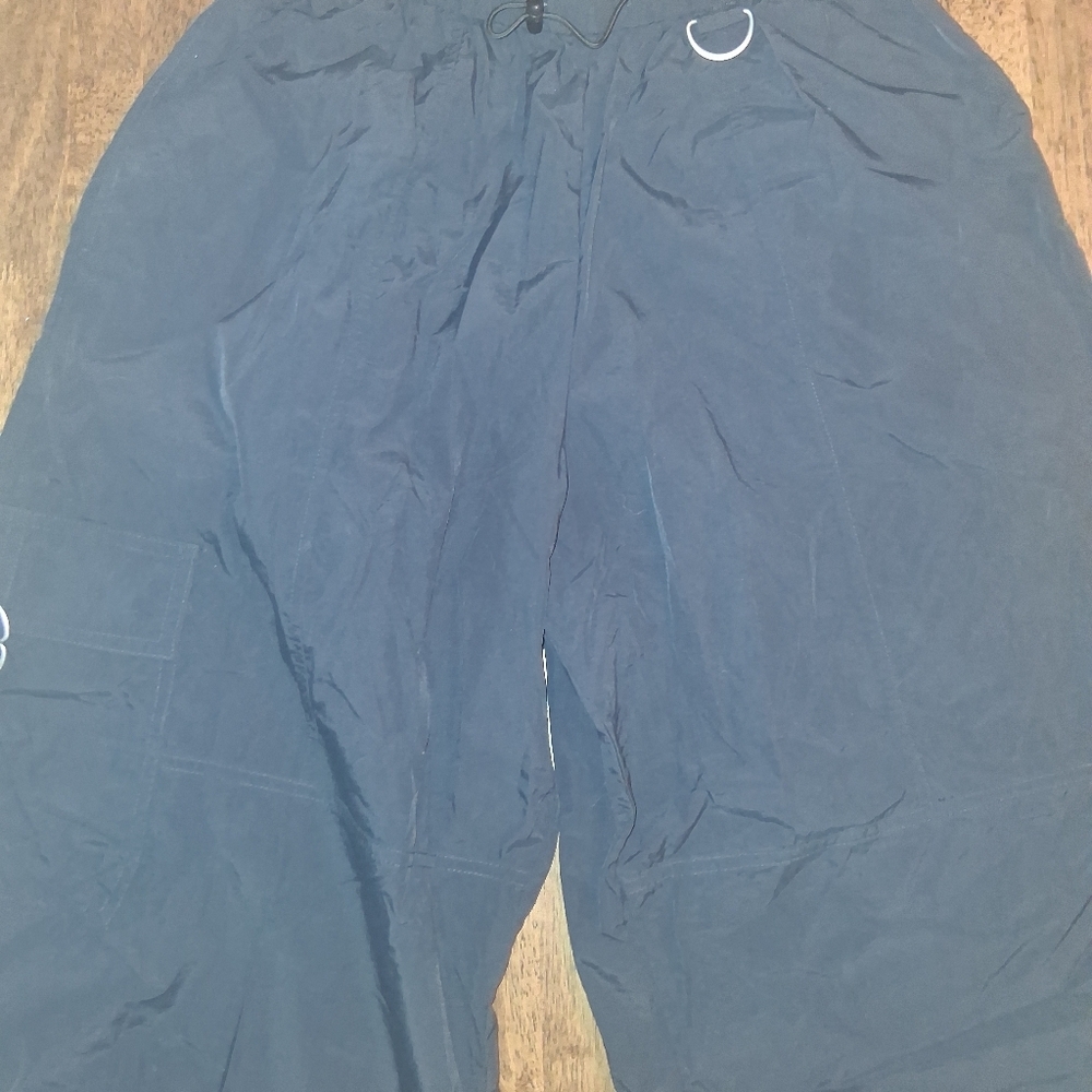 Urban Outfitters Black Balloon Cargo Pants Size xs - Picture 3 of 7